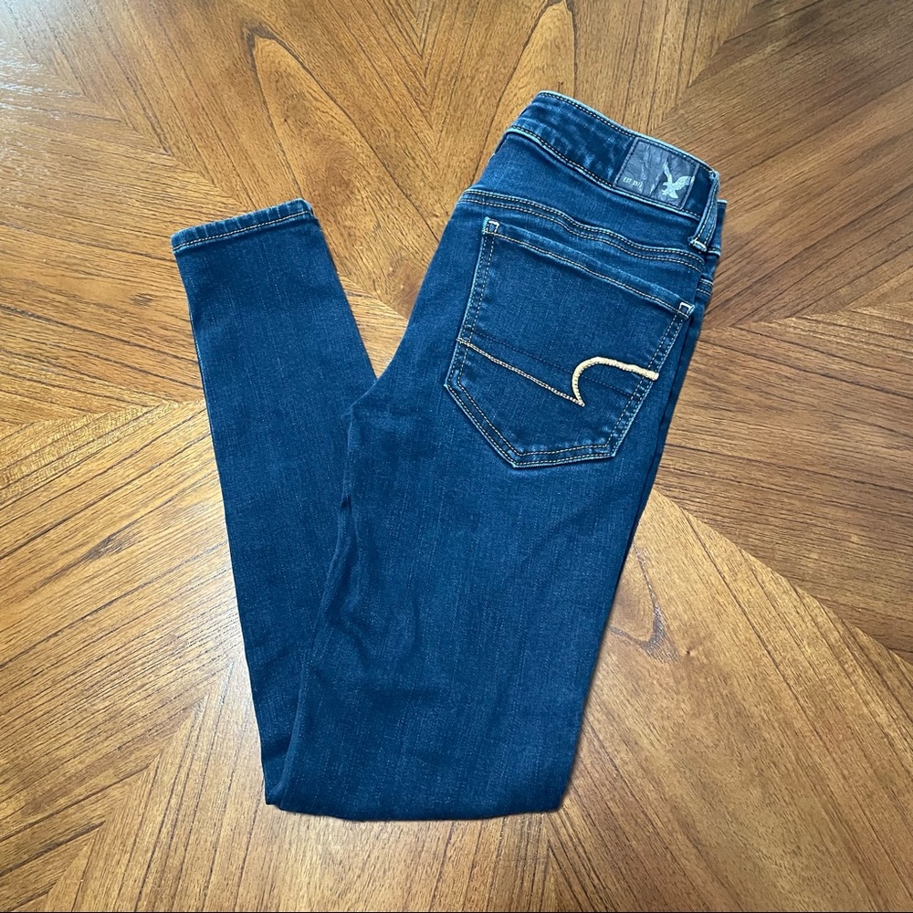 American Eagle Dark Wash Super Stretch Jegging Size 2